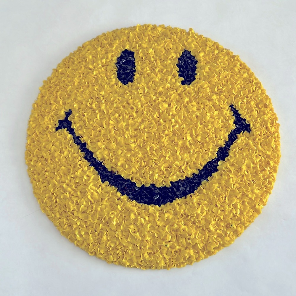 🙂Smiley Face 1970’s Melted Plastic Popcorn Happy Holiday Motivational Smile Nice